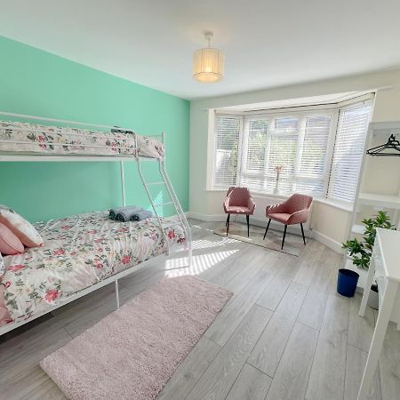 Large 3 Bedroom & 2 Bath - Ground Floor With Parking บอร์นมัธ ภายนอก รูปภาพ